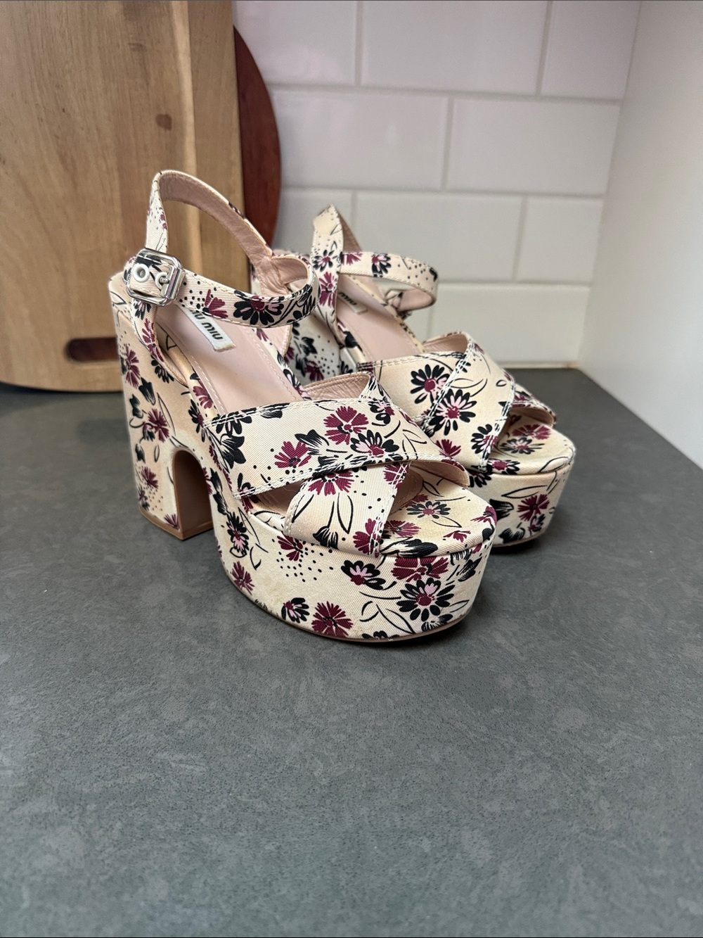 MIU MIU Platform Floral Sandals size 38.5 Cream/Purple/Black